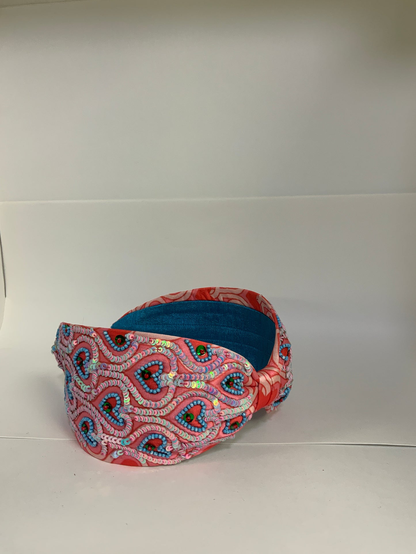 Heartbreaker Knotted Headband – Coral